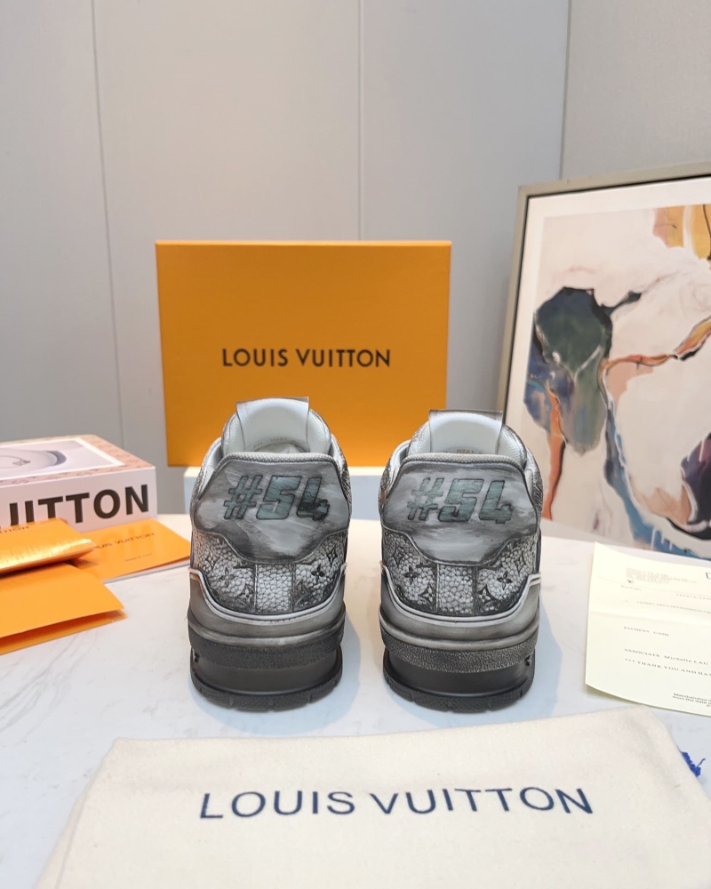 Louis Vuitton Sneakers